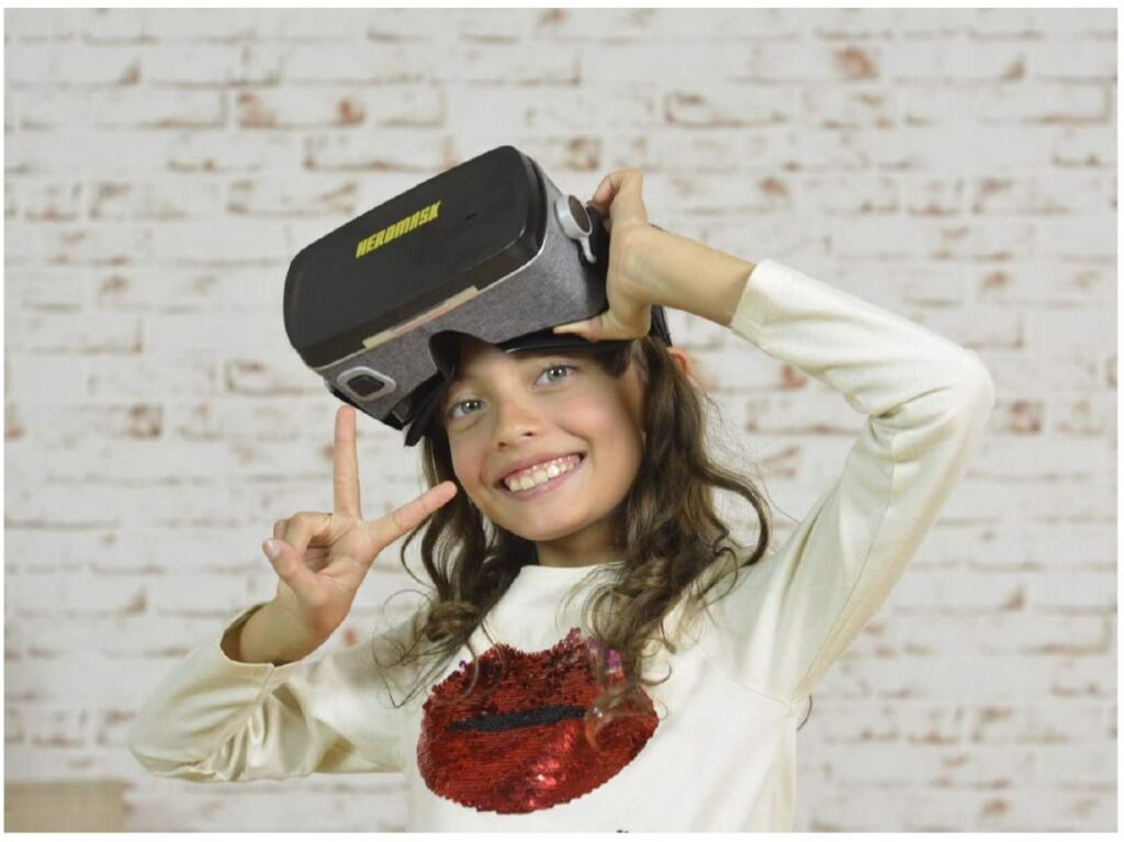 Gafas virtuales para niñas y niños